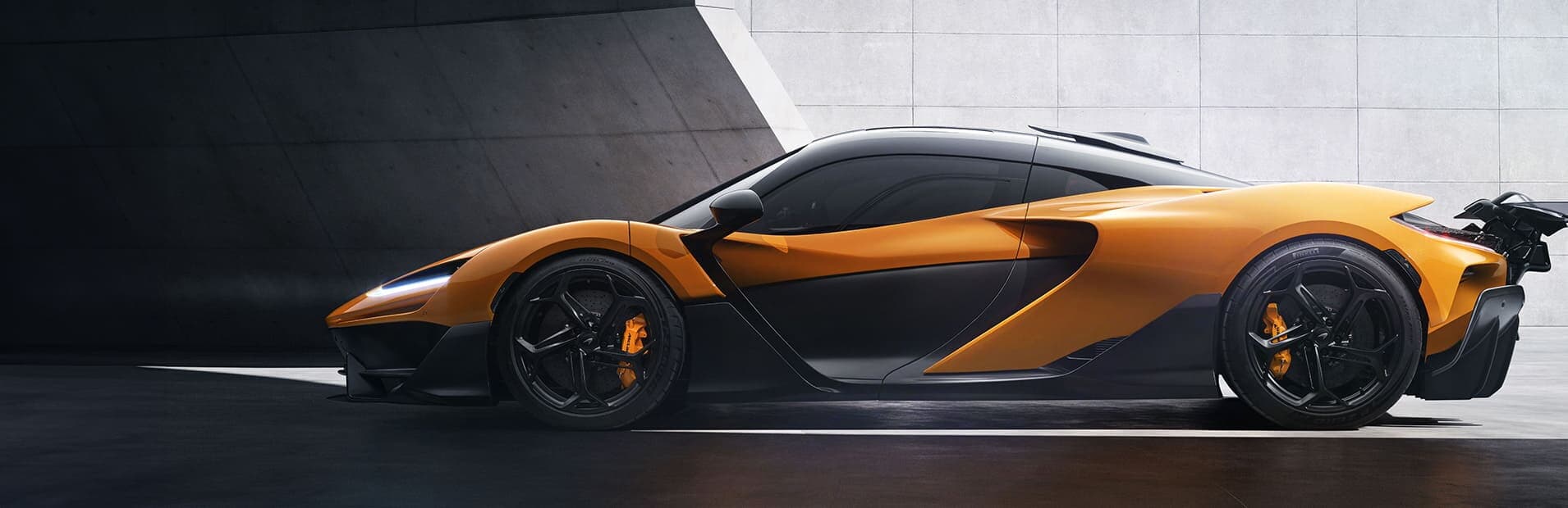 McLaren W1: tre pneumatici con oltre il 50% di materiali bio-based e riciclati