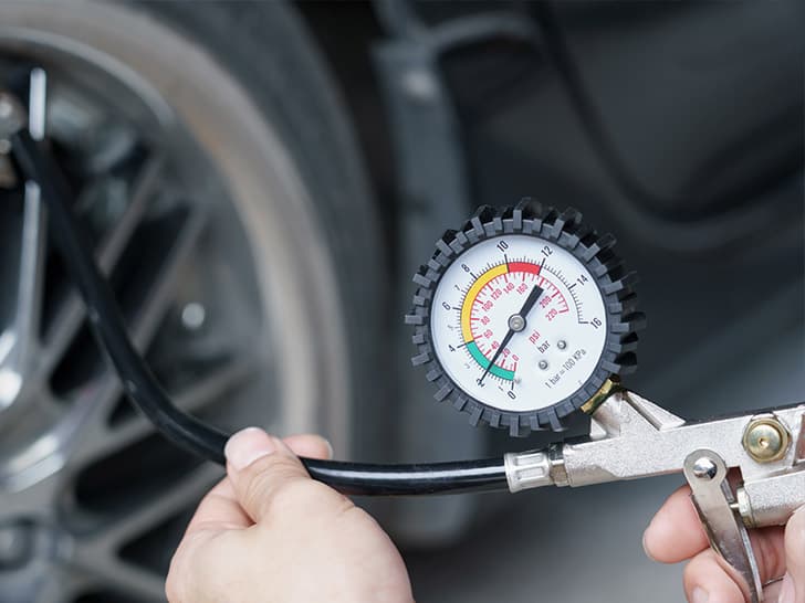 Pressione del pneumatico